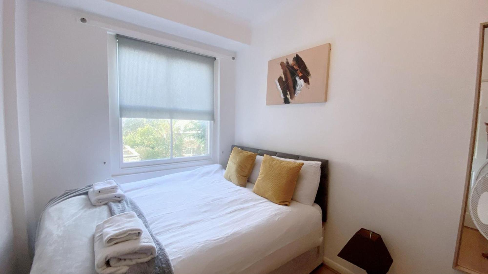 Uk Chaps Retreat: 2 Bedroom - 2Bathroom Apartment London Kültér fotó