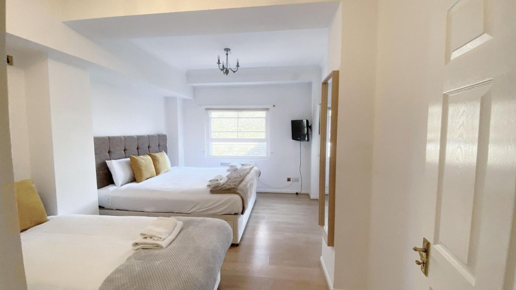 Uk Chaps Retreat: 2 Bedroom - 2Bathroom Apartment London Kültér fotó